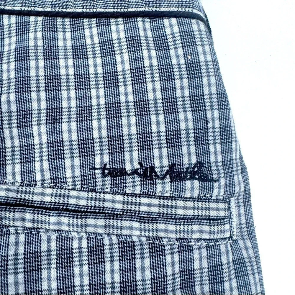 TravisMathew Mens Plaid Golf Shorts‎ Blue White Size 32 Stretch Performance